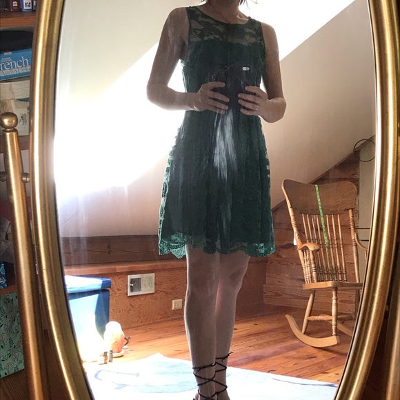 BB Dakota Green Lace Dress, EUC, S - Picture 16 of 16